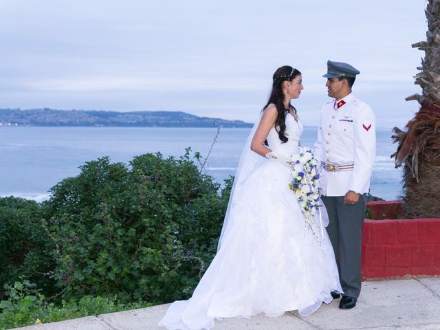 El matrimonio de Christian y Paulina en El Tabo, San Antonio 14