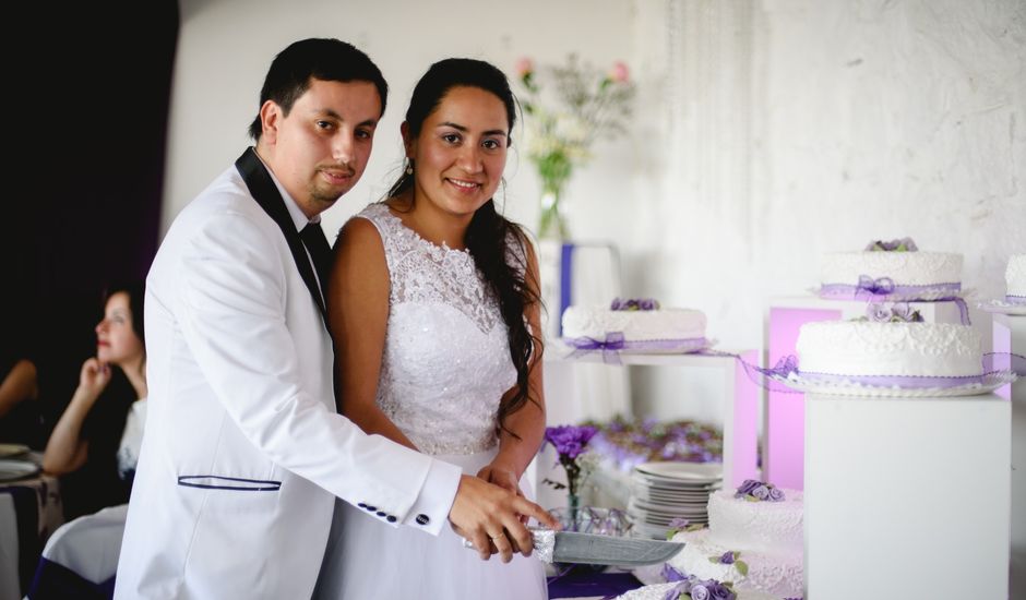 El matrimonio de Carlos  y Natalia en San Pedro de la Paz, Concepción