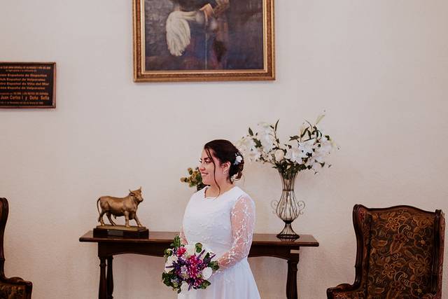 Amore Novias 2