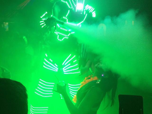 Robot LED Zeus - 3