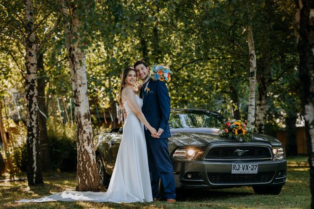 Cecilia Fuentes - Ford Mustang - 1