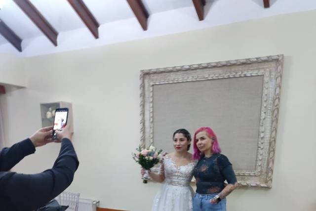 Roma Makeup & Hair 1