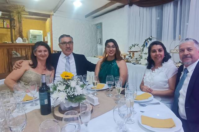 Banquetería y Producción de Eventos Pucoyán 1