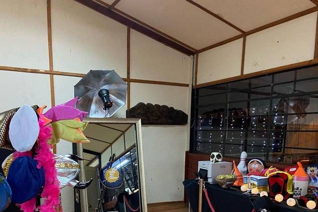 The Magic Mirror 4