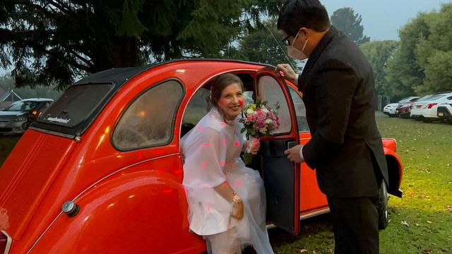 Yo llevo a la Novia - 4