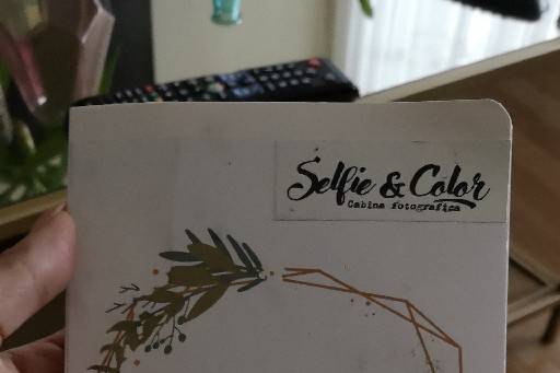 Selfie Color 1