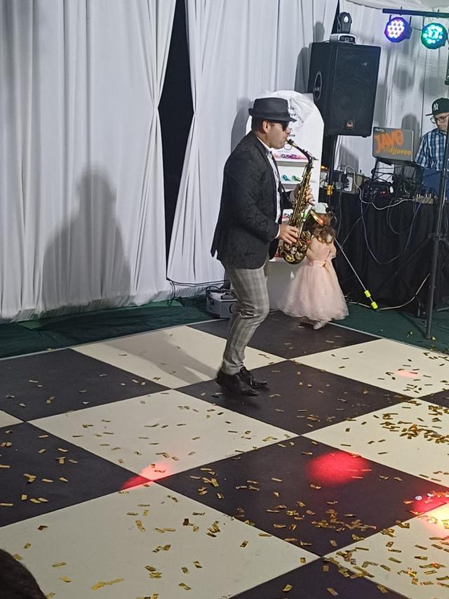 Valeria Nuñez - Pistas de baile - 2