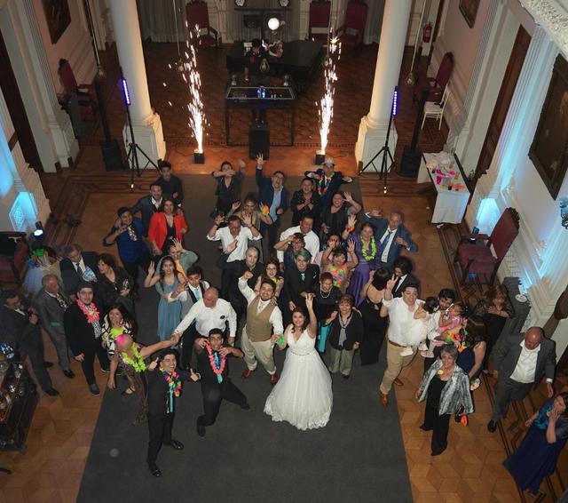 Tu Fiesta Perfecta - 1