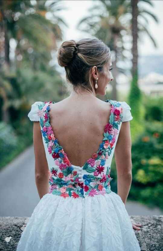 Vestidos de novia con detalles florales 🌸 - 9