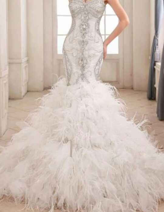Vestidos de novia con plumas 👰 - 4