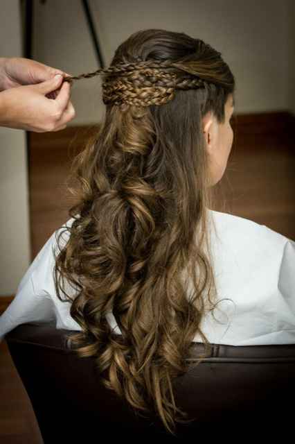 Trenza de medio moño