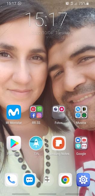 ¿Tu fondo de pantalla es una foto de los dos? 8