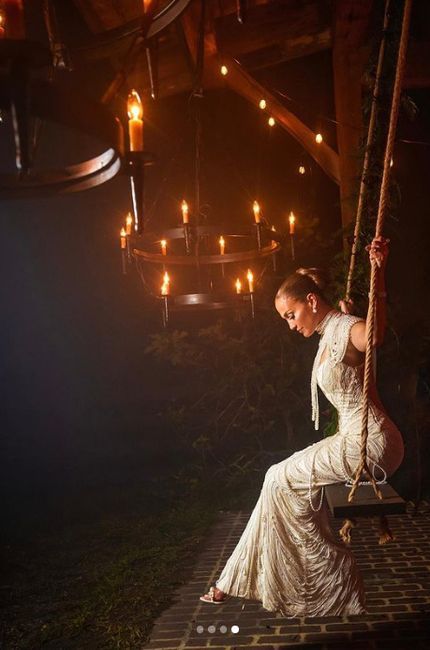 Jennifer López se casó con tres vestidos de Ralph Lauren: ¡Conócelos aquí!👇 2