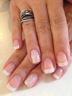 8 tipos de manicure en color blanco 5