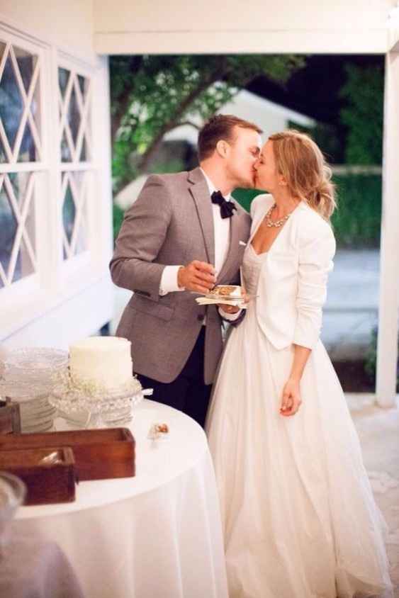 Vestidos de novia 2025 tapados