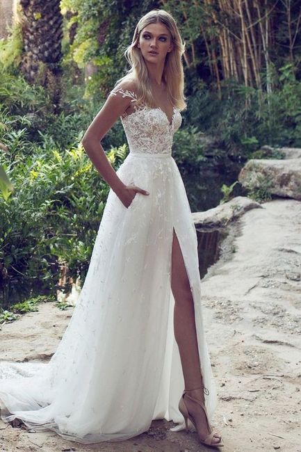 Vestidos de 2025 novia con tajo