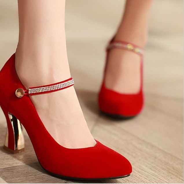 Zapatos rojos opcion 1