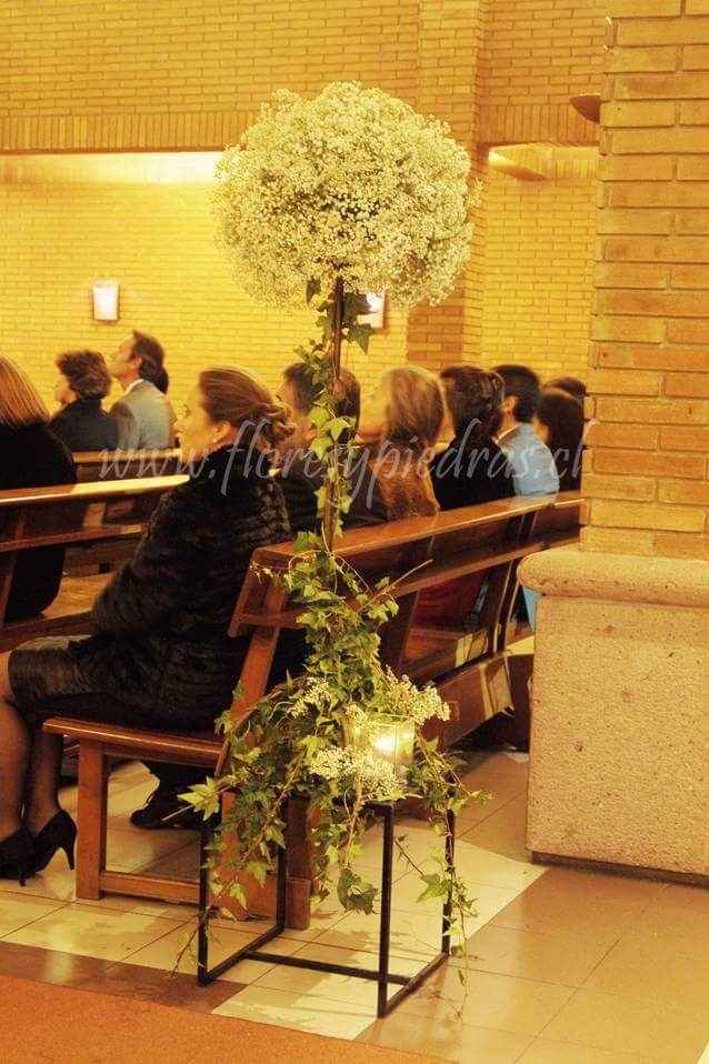 Decoración de iglesia con gipsófilas / ilusión de novias - 2