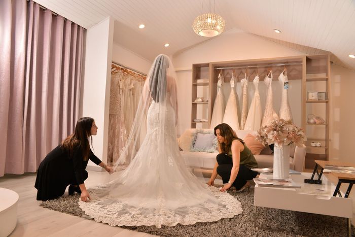 ¿Cuántas tiendas de novias 👰 visitaron o visitarán para elegir su vestido o traje de novi@? 2