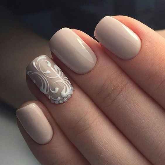 1. Manicure novia