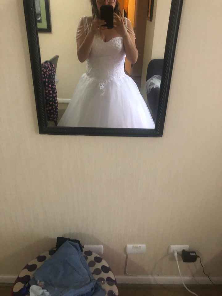 Tengo mi vestido de novia - 1