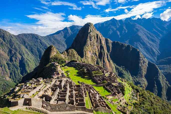 Camino del Inca (peru): La ciudad de Machu Picchu es la meta, a la cual se puede acceder por tren y 