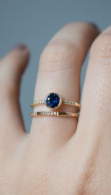 Usarían algún anillo con piedra azul o roja? 3