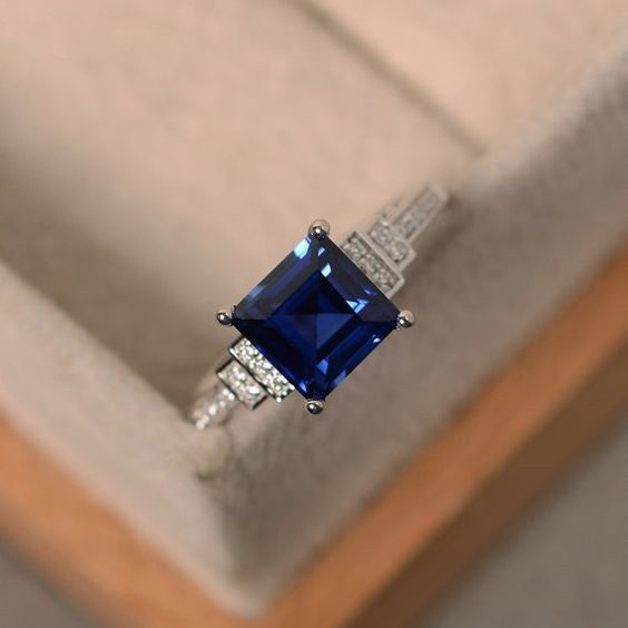 Usarían algún anillo con piedra azul o roja? 7