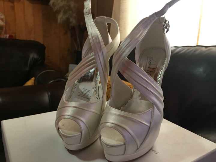 ¿ ya tienes listos tus zapatos de novia ? - 1