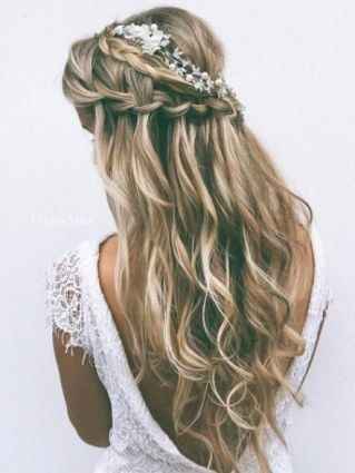 Ideas de peinados para vestido corte princesa - 5