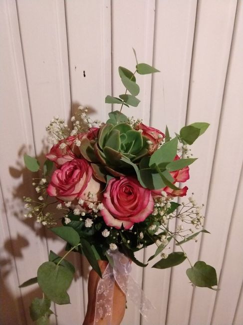 Ramo de novia, rosas y suculenta 💕 2