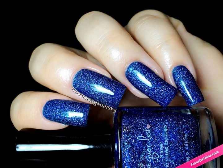 Uñas Azules.