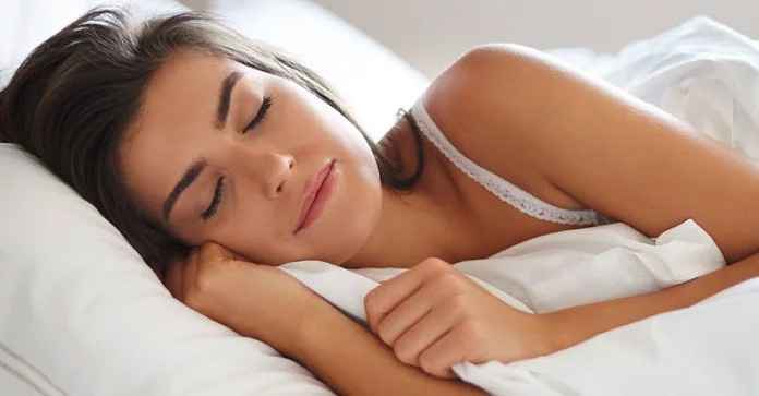 3.- Descansa: Dormir las horas adecuadas cada noche es un componente vital de un estilo de vida salu