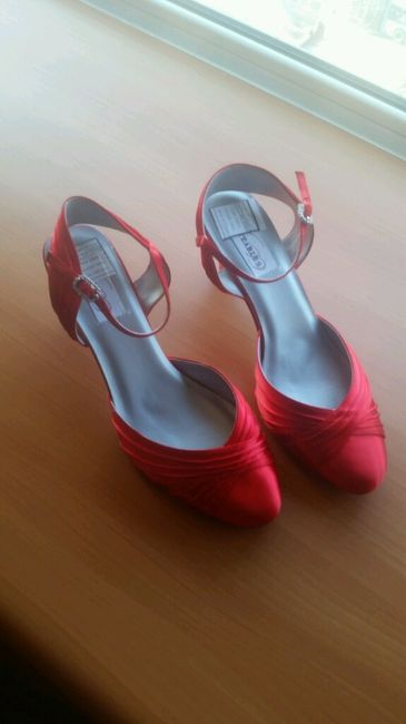 Al fin mis bellos zapatos rojos!!! - 2