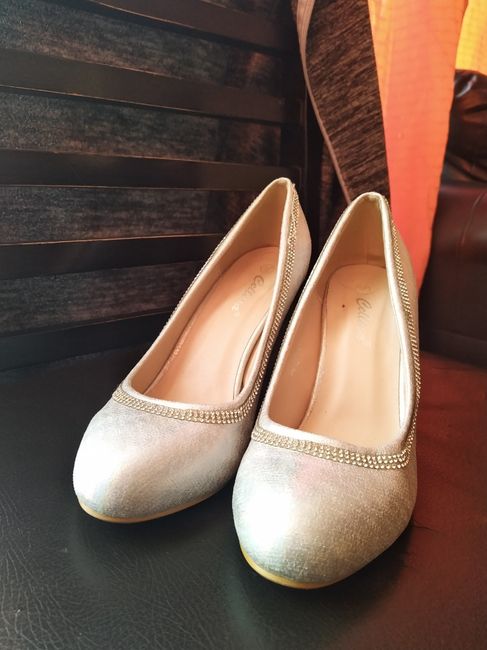 Novia con zapatos tradicionales o de colores? 2