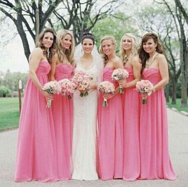 Damas de honor en tonos rosa. - 2