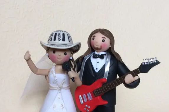 8 muñequitos para el pastel de matrimonio: ¿Cuál se identifica más con ustedes? 4
