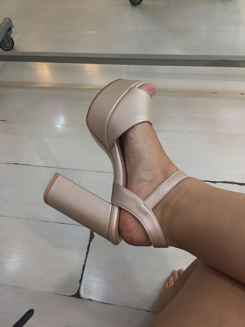 ¿Qué taco prefieres para tus zapatos de novia?  👠 - 1