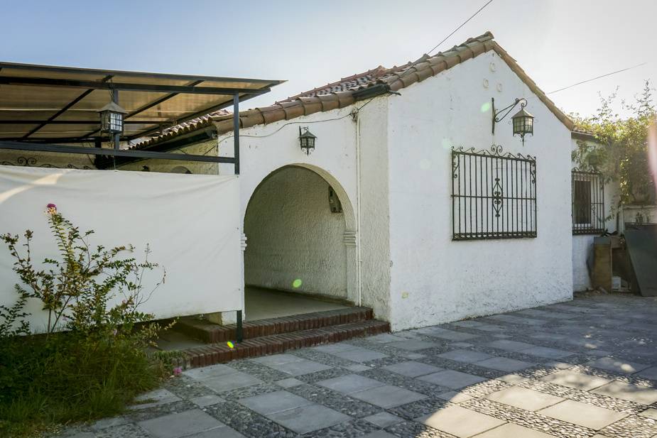 Frontis Casa