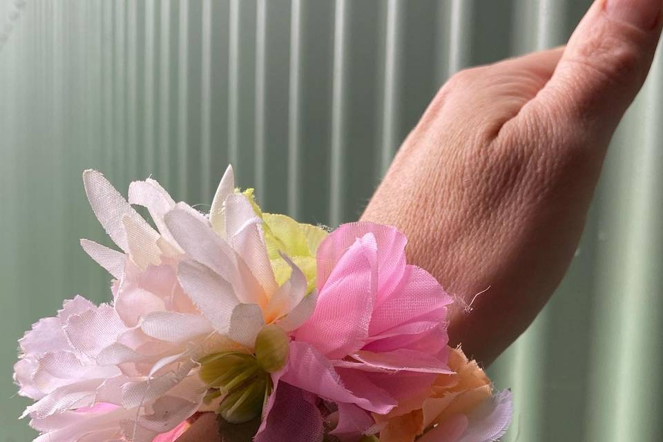 Pulsera flores de tela