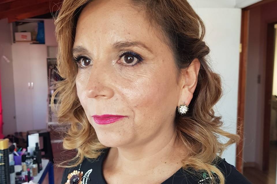 Bárbara Rojas Maquillaje y Peinados
