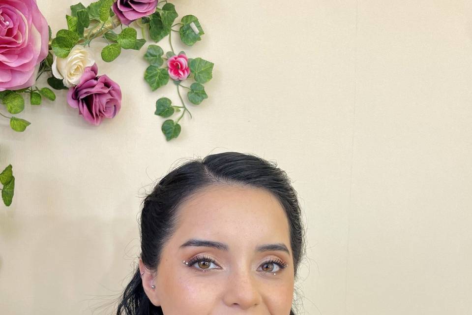 Maquillaje cálido