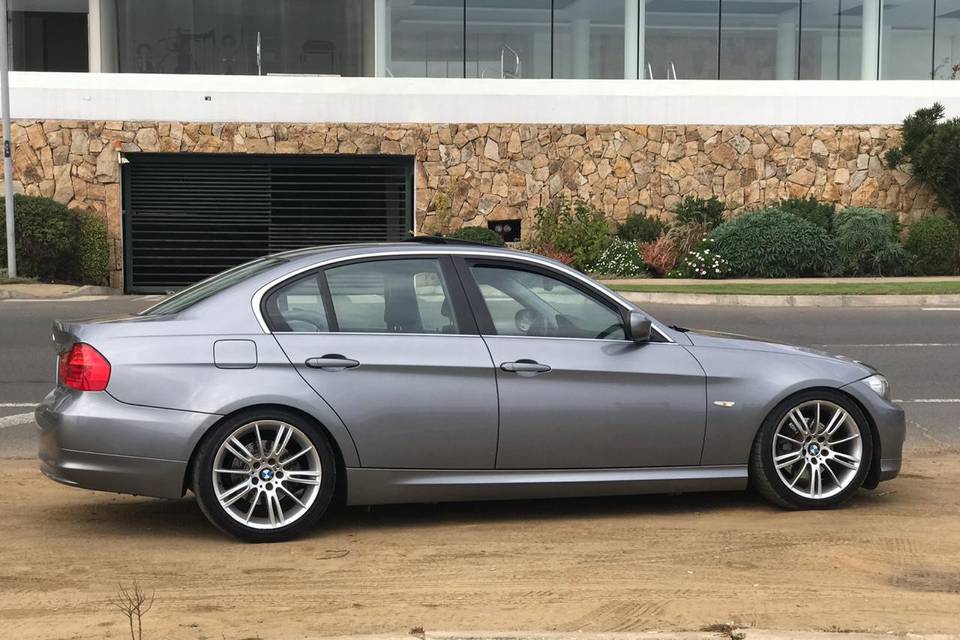 BMW 325 i