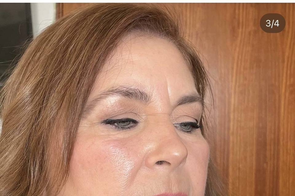 Maquillaje y peinado madrina