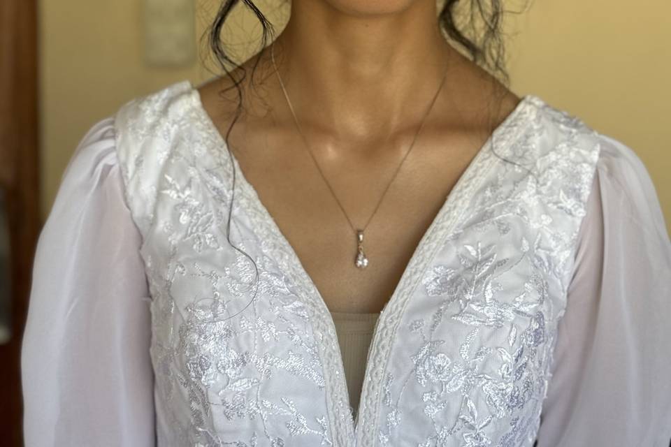 Maquillaje y peinado novia