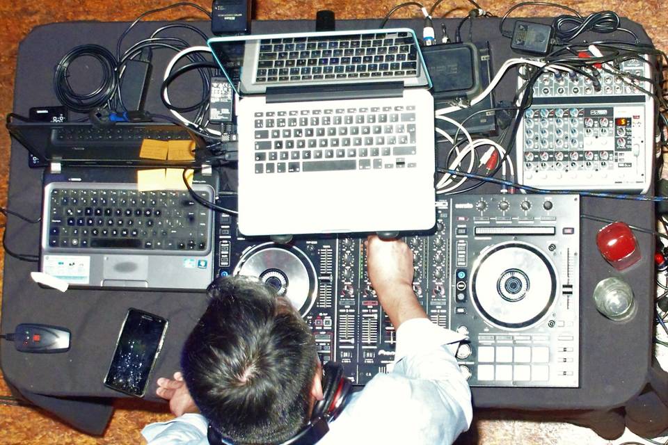 Equipos de DJ
