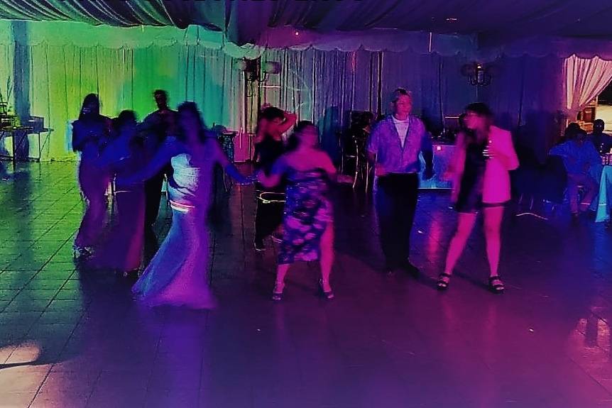 Bailando