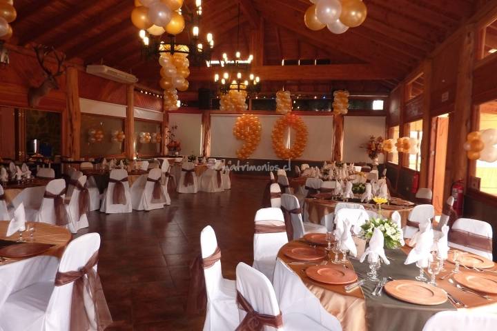 Cena Salón Lican-Ray