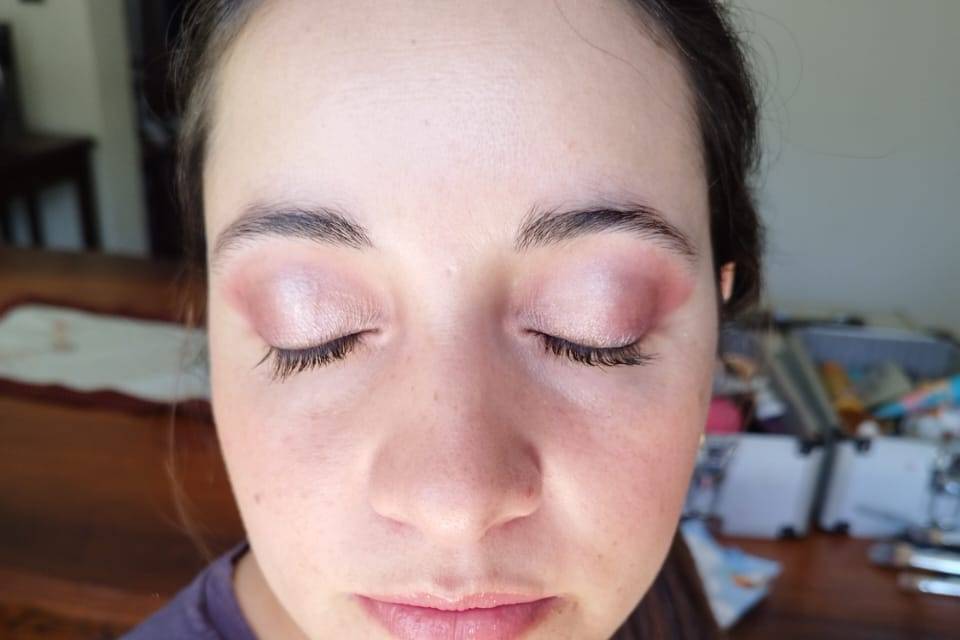 Maquillaje tonos rosa