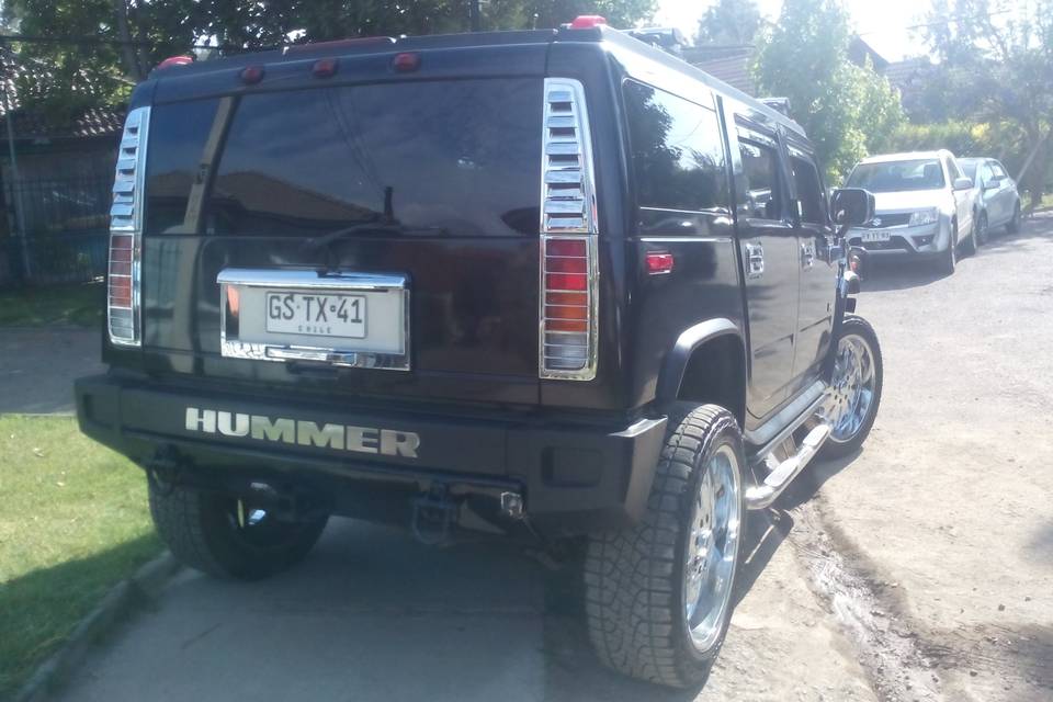 Hummer H2 1